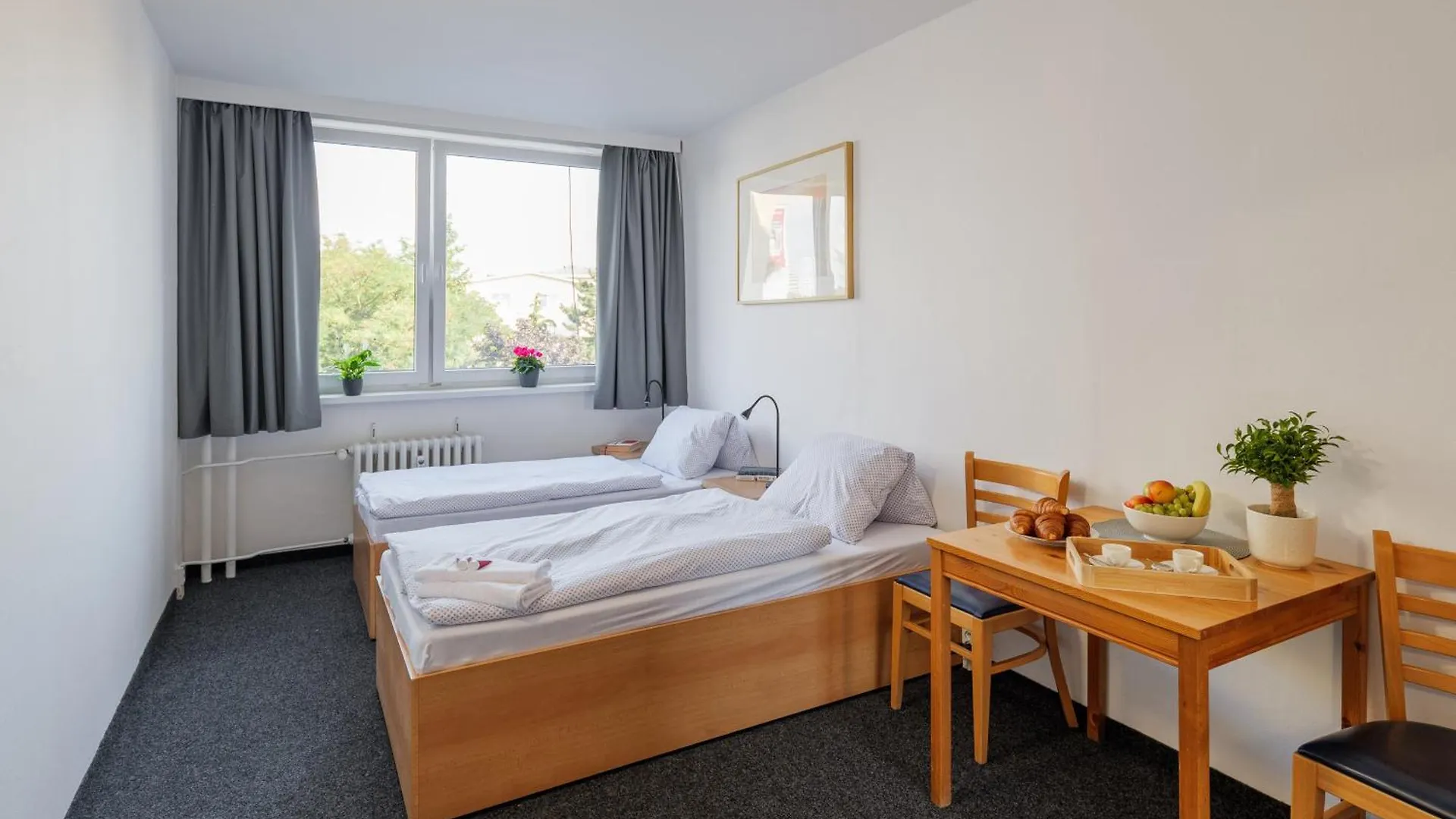 Hostel Cooliving Praha