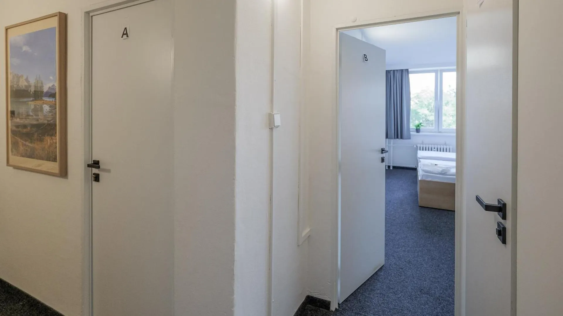 Hostel Cooliving Praha