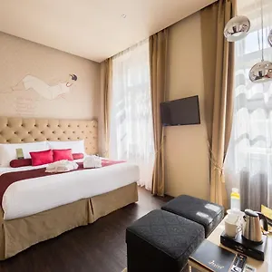 4* Hotel Design Jewel