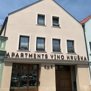 Víno Hruška , Pardubice Česká republika