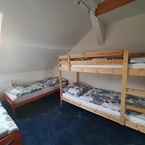  Hostel Bbc